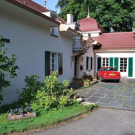 Hotel Linda